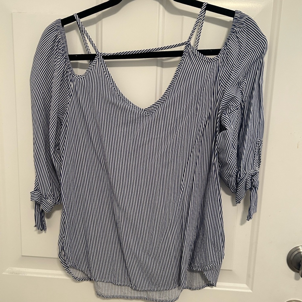 Cold shoulder top